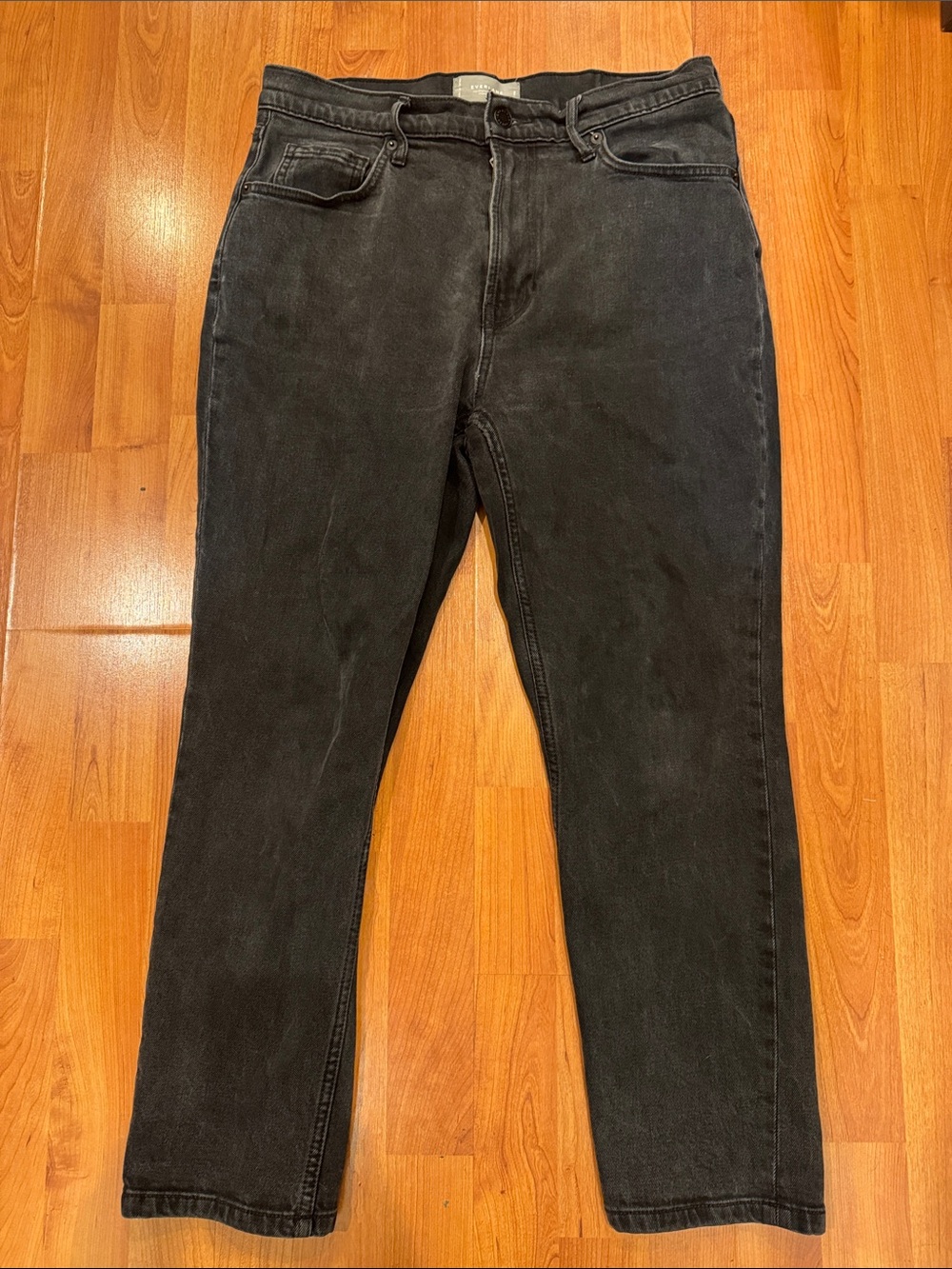 Everlane Classic Black High-Waist Straight Cheeky Jeans
